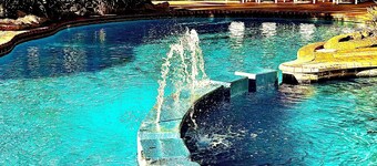 Weerona - Your Private Resort Villa Poolside