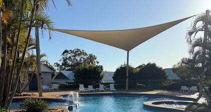 Weerona - Your Private Resort Villa Poolside