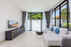 Design Villa, 2 Bedrooms, Pool View | Living area