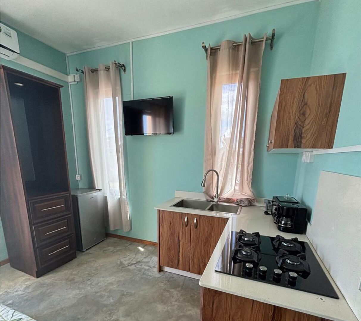 Microwave, oven, stovetop