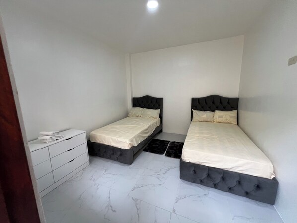 3 habitaciones, wifi y ropa de cama 