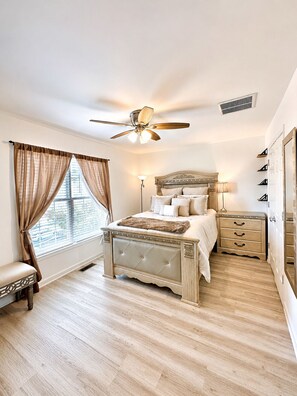 2 bedrooms, desk, iron/ironing board, free WiFi