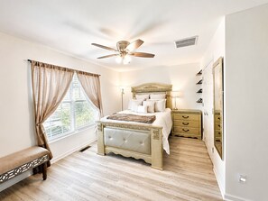2 bedrooms, desk, iron/ironing board, free WiFi