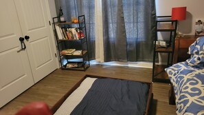 4 Schlafzimmer, Reisekinderbett, kostenloses WLAN, Bettwäsche