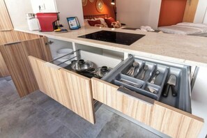 Room - BnB Homes Praia da Rocha Beach Cozy Apartment 50 m Away from the Ocean (Portimao)