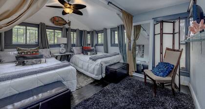 Luxury Retreat Just Steps from UF Main Campus