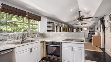 Four, plaque de cuisson, lave-vaisselle