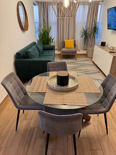 Charming apartment with AC in vibrant Tijuana. Close to airport and USA border.