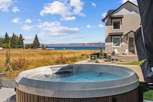 Terrace/patio - Blue Lagoon | Hot Tub, Lake Views, Near Marina! (Garden City)