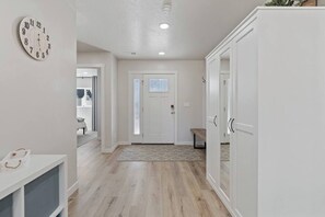 Interior - Blue Lagoon | Hot Tub, Lake Views, Near Marina! (Garden City)