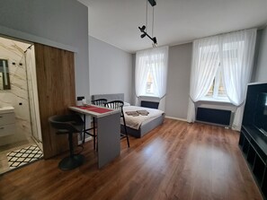 1 bedroom, WiFi, bed sheets - Riga Central apartment (Rīga)