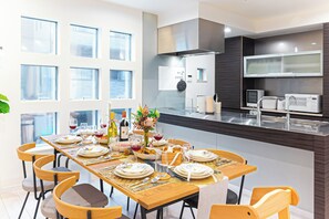Huvila, 4 makuuhuonetta, keittiö | Ruokailu omassa huoneessa
