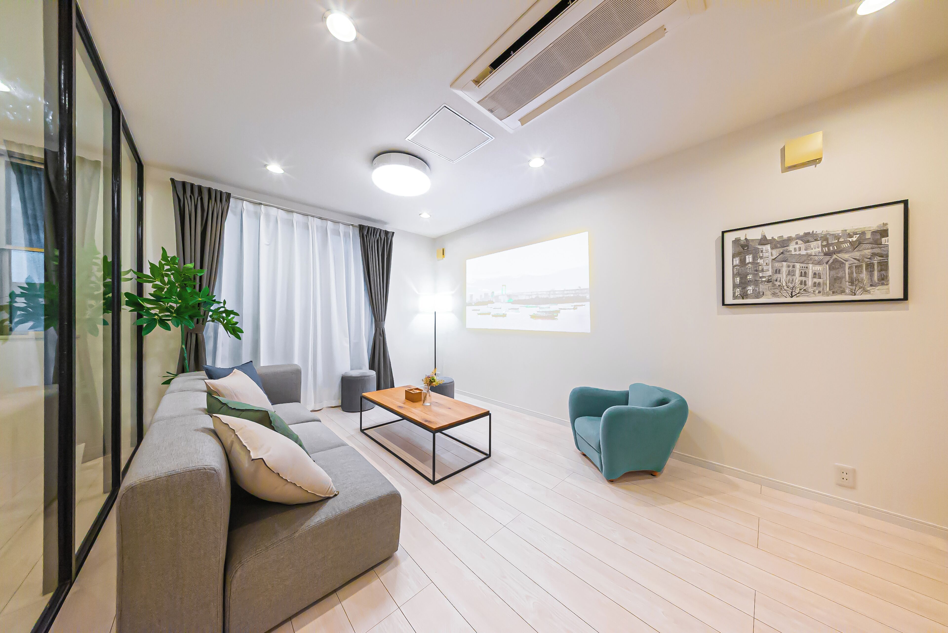 Villa - 4 soveværelser - køkken | Opholdsområde