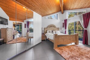 4 chambres, fer et planche à repasser, Wi-Fi gratuit, draps fournis