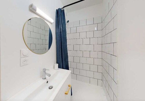 Private Room in a Shared Flat - Villeurbanne
