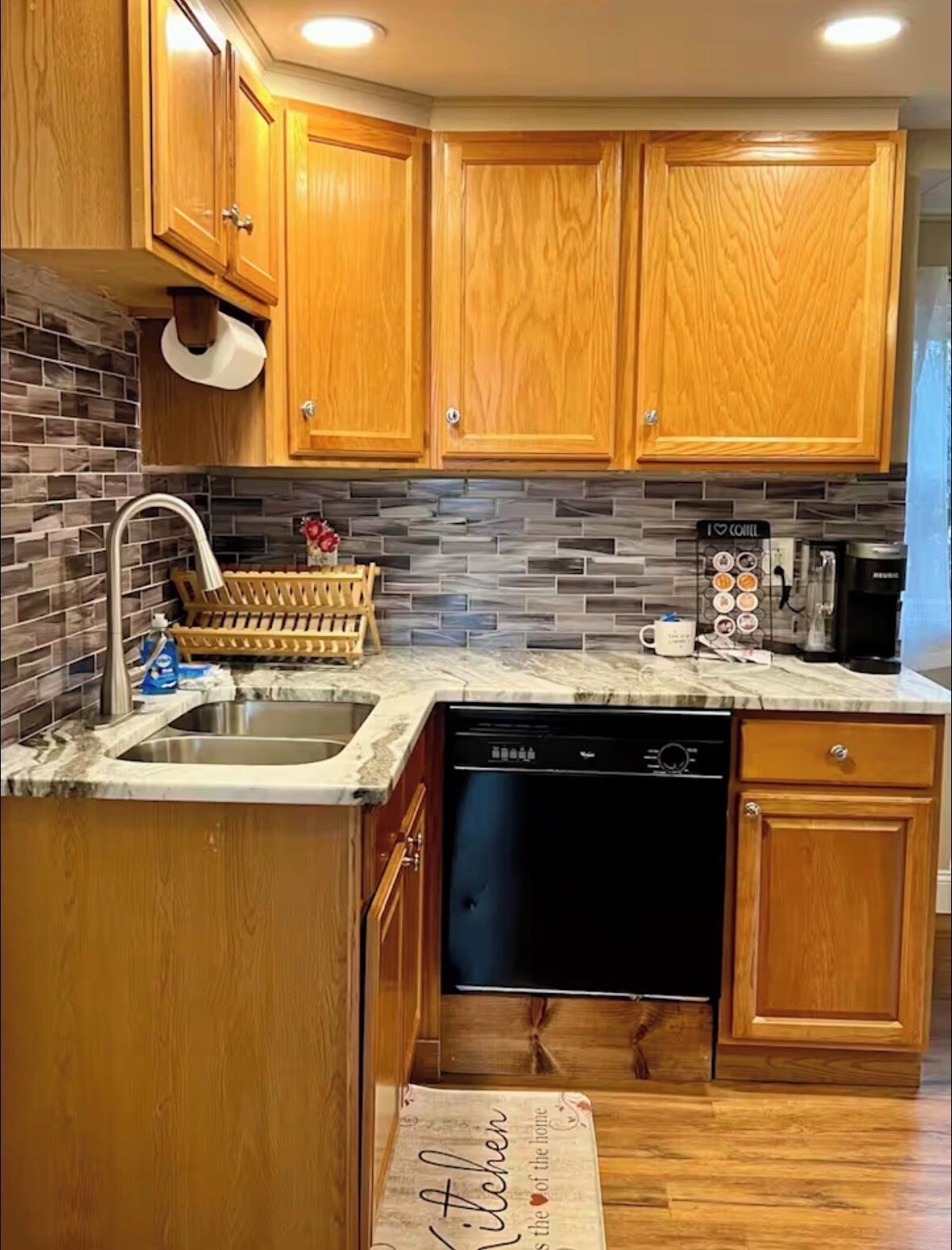 Microondas, horno, parrilla de estufa y lavavajillas 