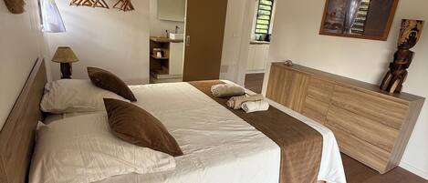 1 bedroom, internet, bed sheets