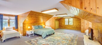 Live Large on Saddle Lake! Family Home w/ Dock