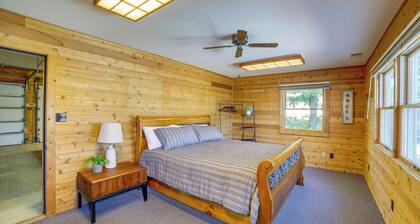 Live Large on Saddle Lake! Family Home w/ Dock