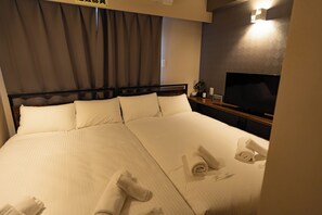 Quadruple Room | Free WiFi - NeXay Miebashi (Naha)