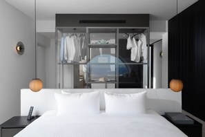 5 Schlafzimmer, Schreibtisch, Bügeleisen/Bügelbrett, Reisekinderbett
