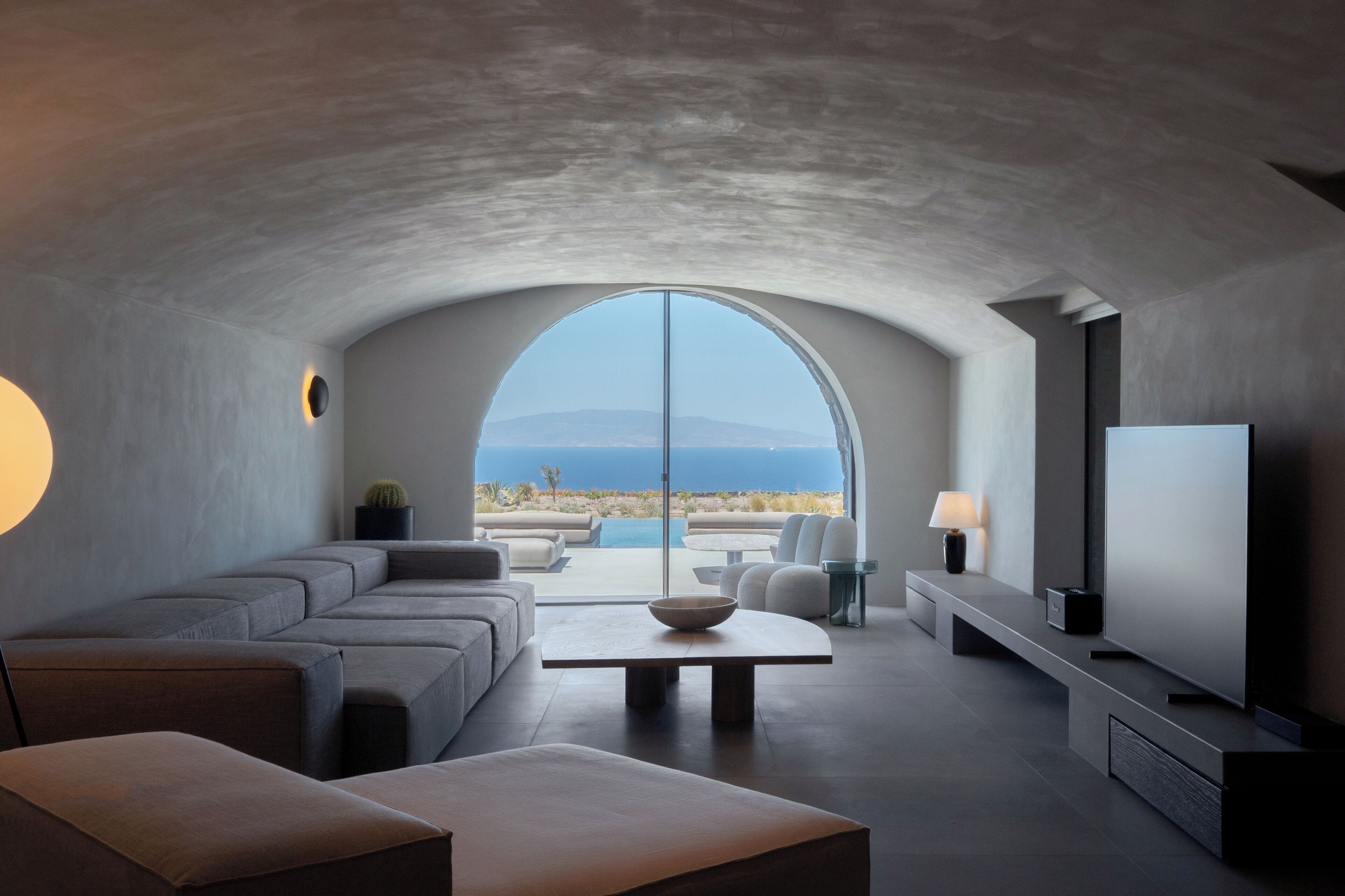 Exquisite Luxury Villa At Oia With Expansive Pool Area And  Grand Interiors - Oia