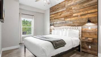 7 bedrooms, iron/ironing board, travel cot, free WiFi