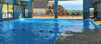 7-Bedroom | Private SPA | Indoor & Outdoor Pool | Game Room | 2min Drive to Lake