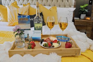 7 bedrooms, iron/ironing board, travel cot, free WiFi - Something Extraordinary - The Branson Showstopper! (Branson)