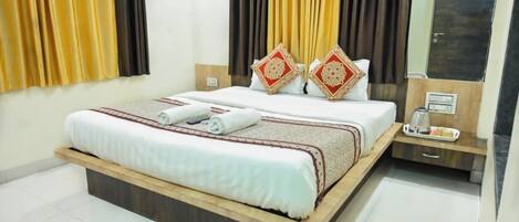 Deluxe Room | Free WiFi