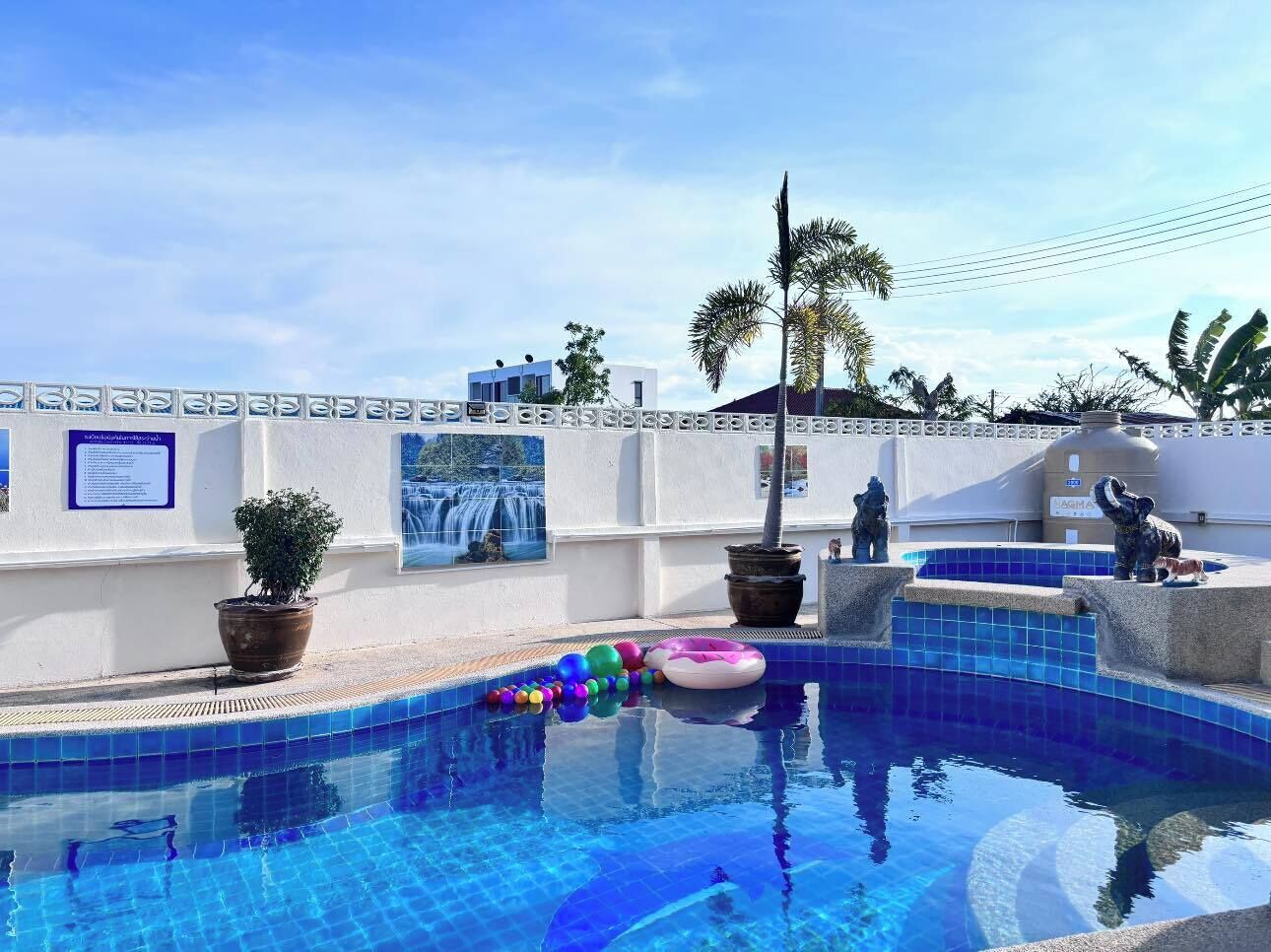 Familiehus - hawaiiansk terrasse - udsigt til pool | Arbejdsområde til bærbare computere, gratis Wi-Fi