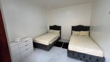 3 habitaciones, internet y ropa de cama