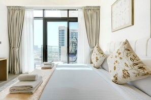 Deluxe Apartment, Balcony, Pool View | Free WiFi