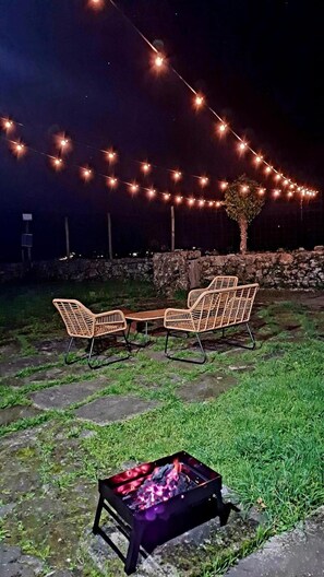 House, 2 Bedrooms, Patio, Garden View | BBQ/picnic area - Vive una Escapada Rural con Alma, Cerca de Todo y Lejos del Ruido (Cerdedo-Cotobade)