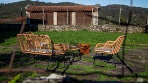 House, 2 Bedrooms, Patio, Garden View | Living area - Vive una Escapada Rural con Alma, Cerca de Todo y Lejos del Ruido (Cerdedo-Cotobade)