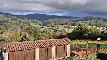 House, 2 Bedrooms, Patio, Garden View | Front of property