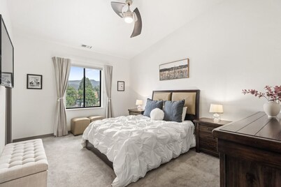 Modern Condo with Sopris Views in Downtown Carbondale