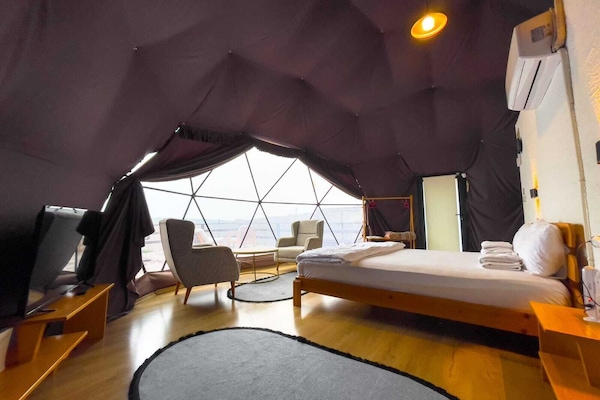 Façade de lâhĂ©bergement