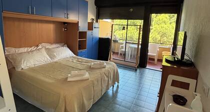 Cozy Apartment with Private Bathroom, Fully Equipped Kitchen, and Terrace