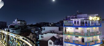 Blue Diamond Airport Hotel