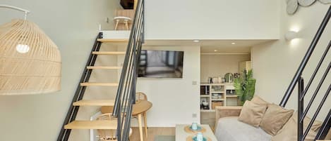 Apartment | Living area