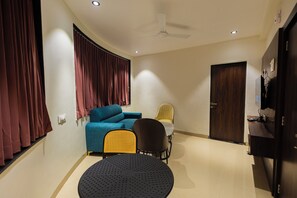 Luxury Suite | Living area