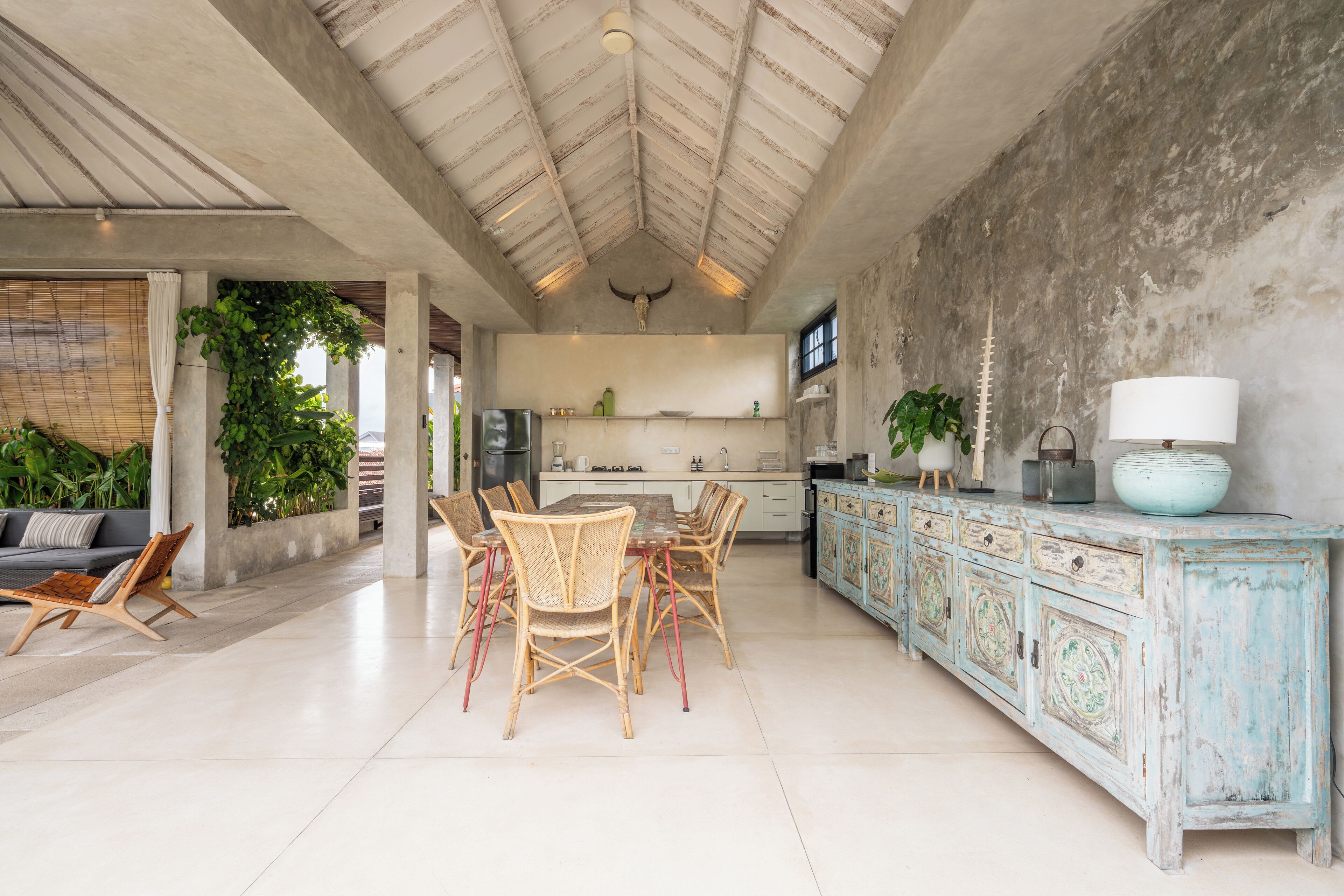 Executive Apartment | Dining room