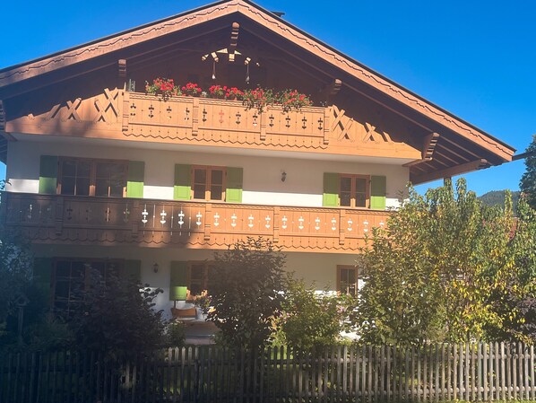 Esterni
