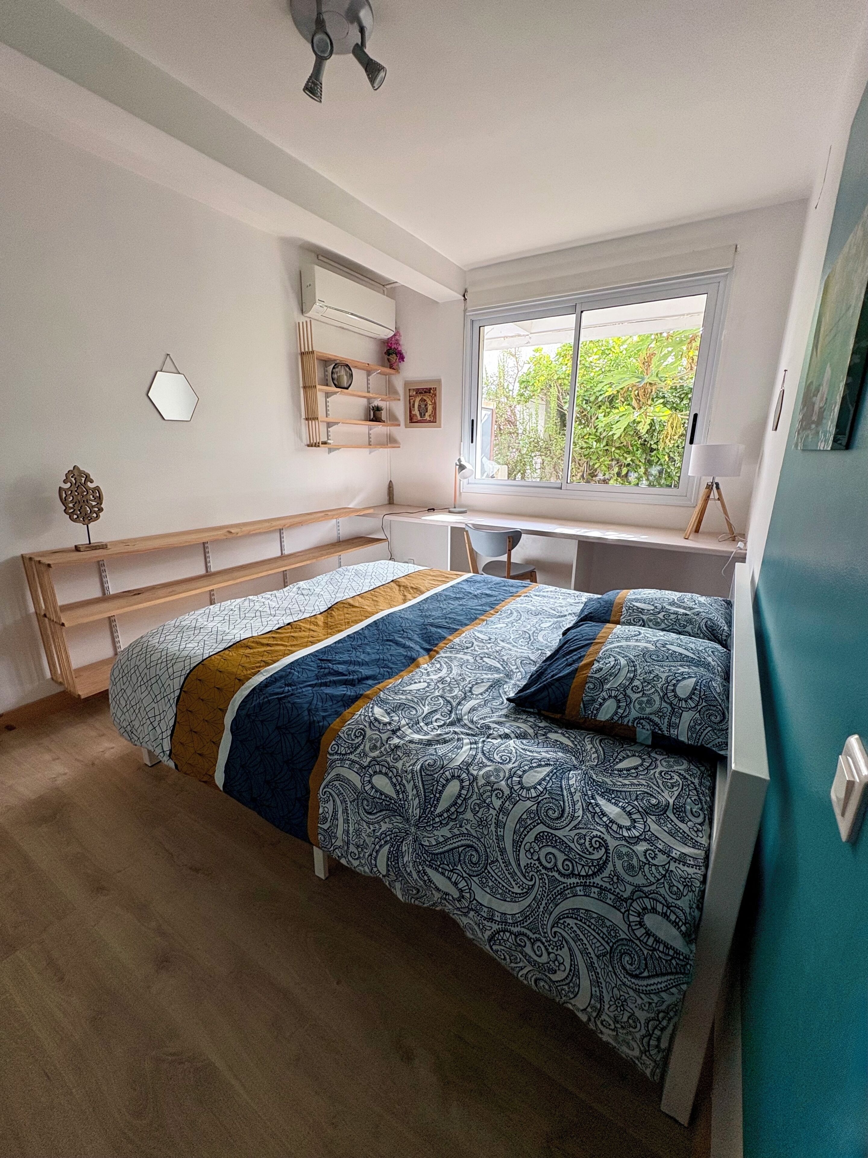 1 bedroom, desk, travel cot, free WiFi