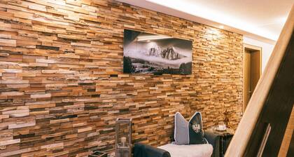 Apartment 'Gaichtspitze - 8' with Mountain View, Shared Terrace and Wi-Fi