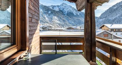 Appartement 'Gaichtspitze - 8' avec vue sur la montagne, balcon privé et Wi-Fi