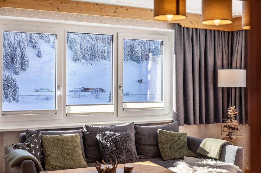 Apartment 'Krinnenspitze - 9' Mit Bergblick, Privatem Balkon Und Wlan - Haldensee