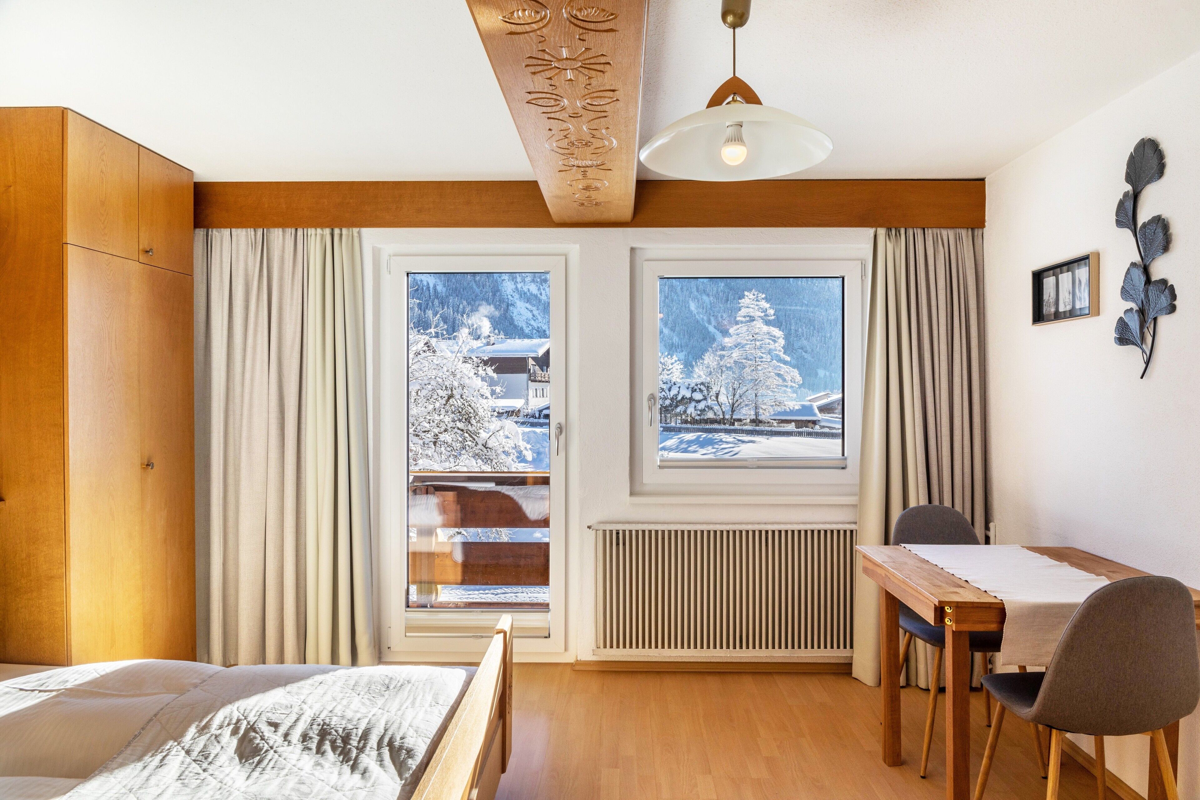 1 bedroom, WiFi, bed sheets