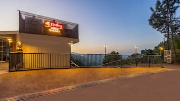 Fachada da propriedade